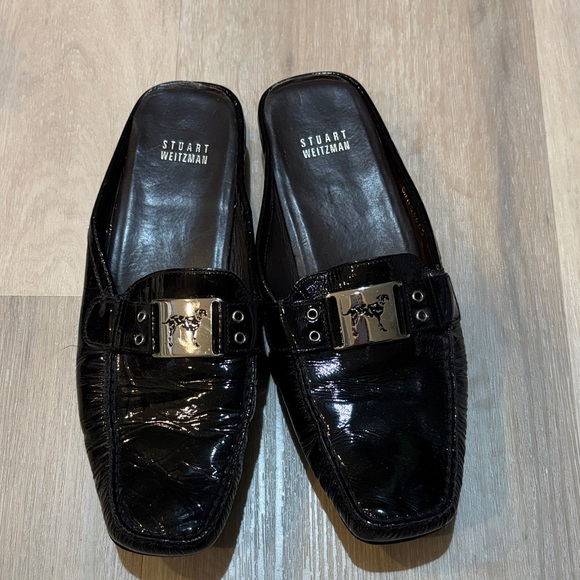 Stuart Weitzman Glossy Black Womens Slip-Ons - Picture 1 of 2